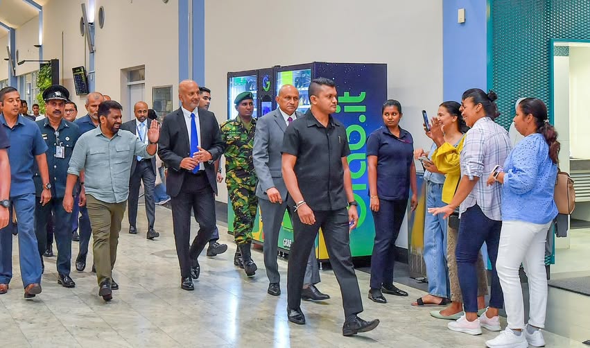 நாடு திரும்பினார் ஜனாதிபதி!